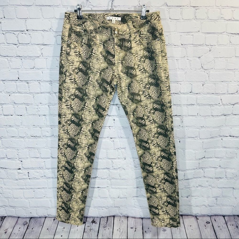 CAbi Diamondback Super Skinny Jean Snakeskin Print Size 4 Pattern 958